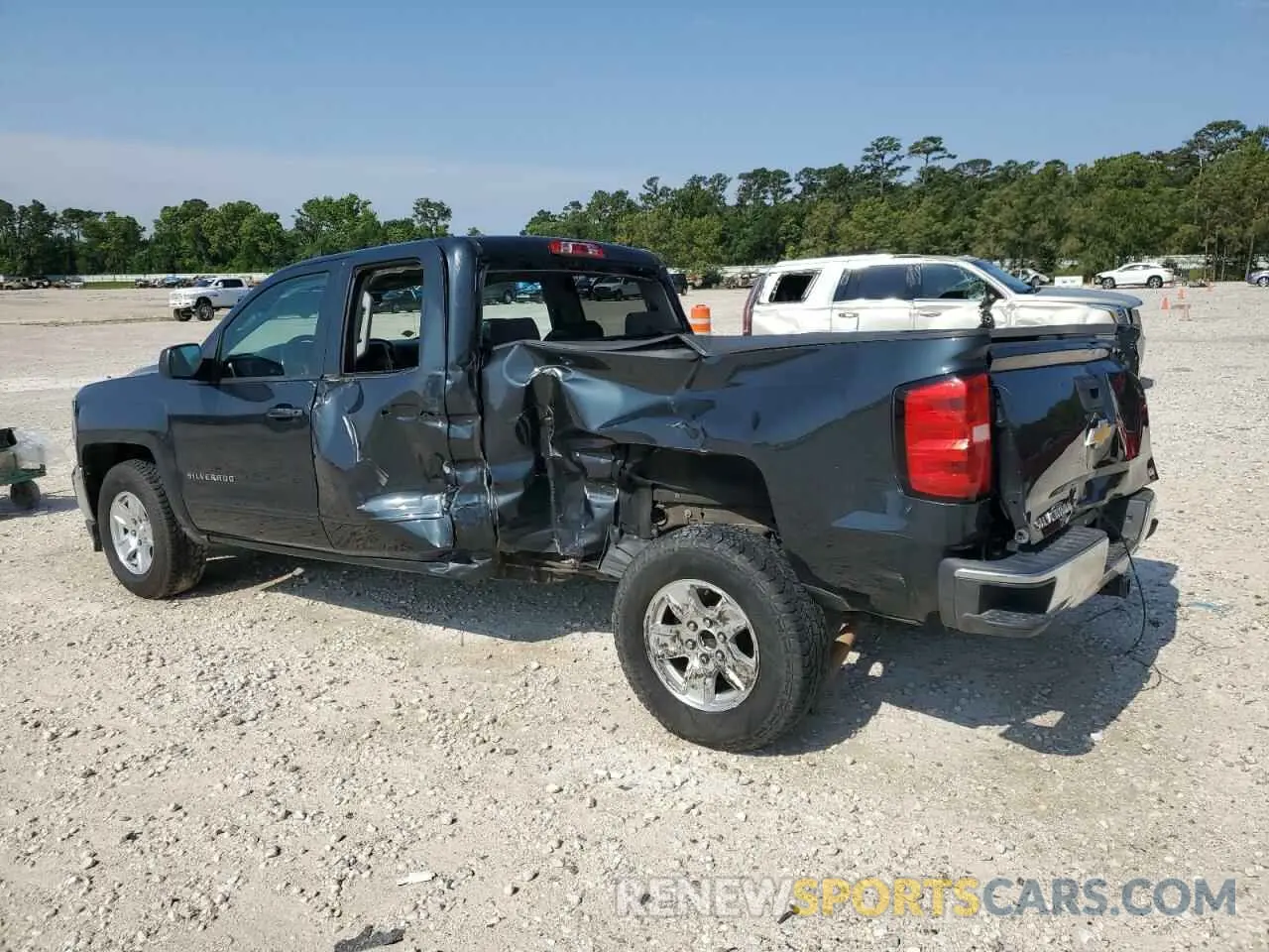 2 Photograph of a damaged car 2GCRCPEC5K1140322 CHEVROLET ALL Models 2019