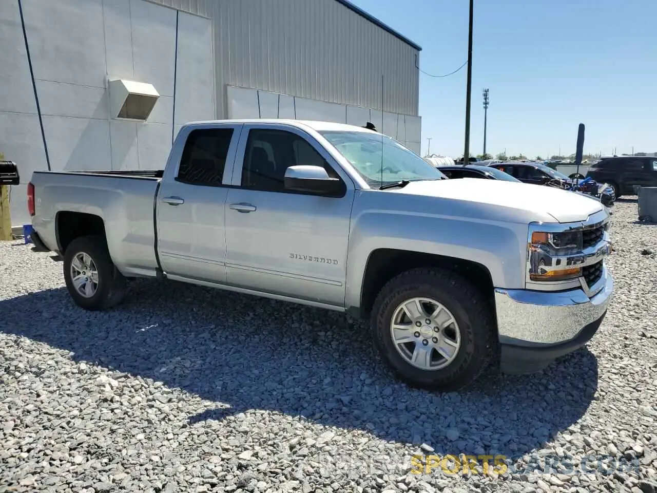 4 Photograph of a damaged car 2GCRCPEC6K1153628 CHEVROLET ALL Models 2019