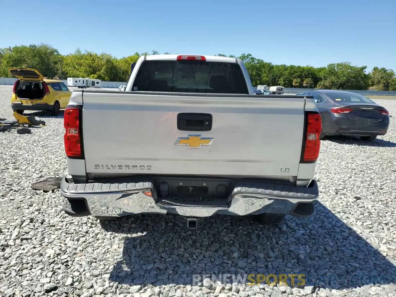 6 Photograph of a damaged car 2GCRCPEC6K1153628 CHEVROLET ALL Models 2019