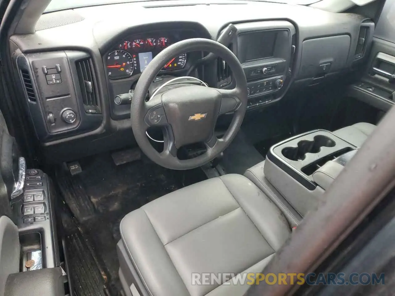 8 Photograph of a damaged car 2GCVKNEC4K1181790 CHEVROLET ALL Models 2019
