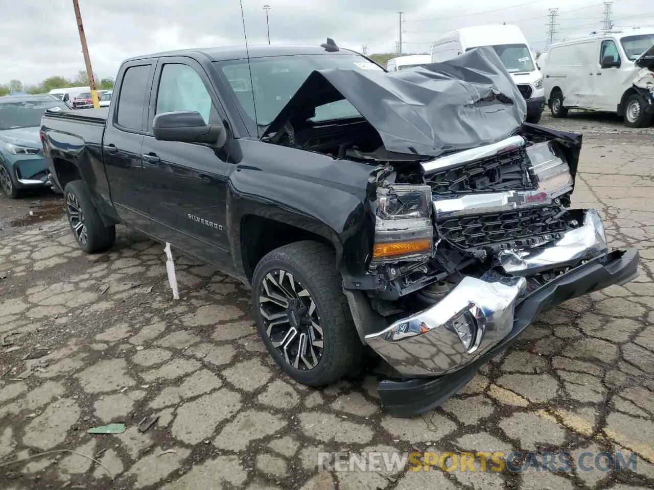 4 Фотография поврежденного автомобиля 2GCVKPEC2K1119283 CHEVROLET ALL Models 2019