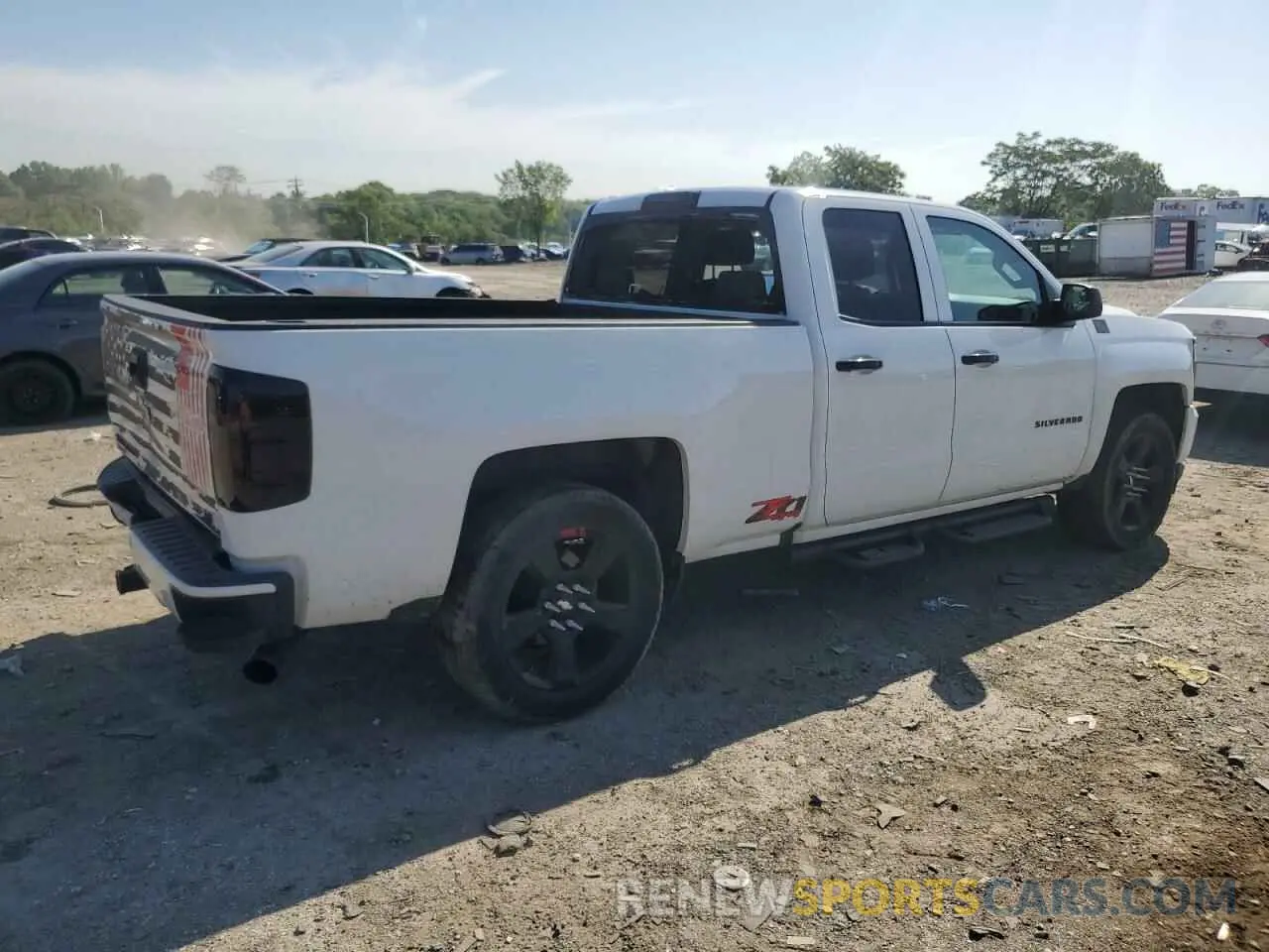 3 Photograph of a damaged car 2GCVKPEC3K1204715 CHEVROLET ALL Models 2019
