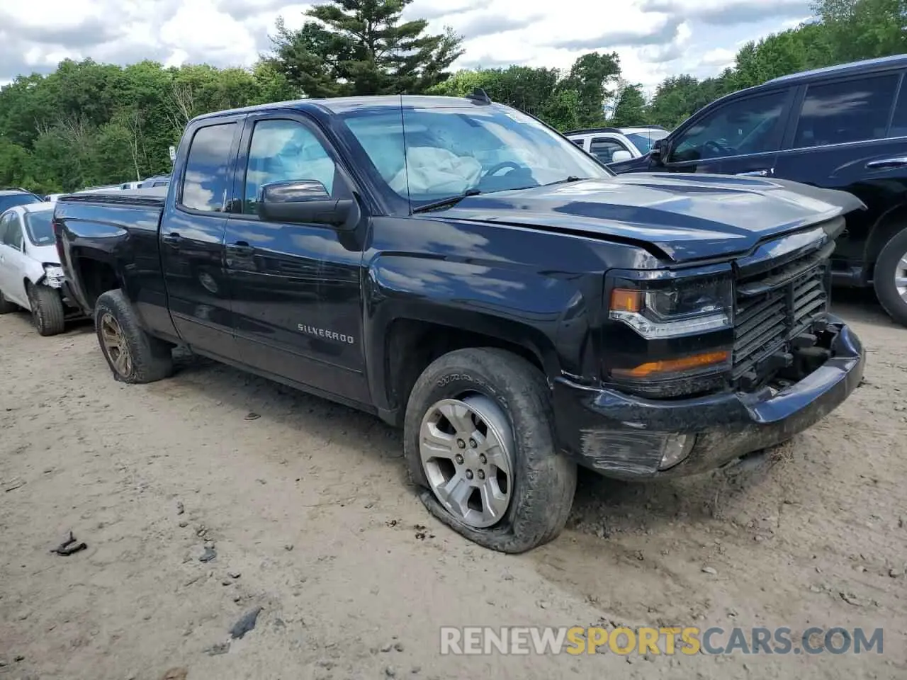 4 Photograph of a damaged car 2GCVKPEC3K1214774 CHEVROLET ALL Models 2019