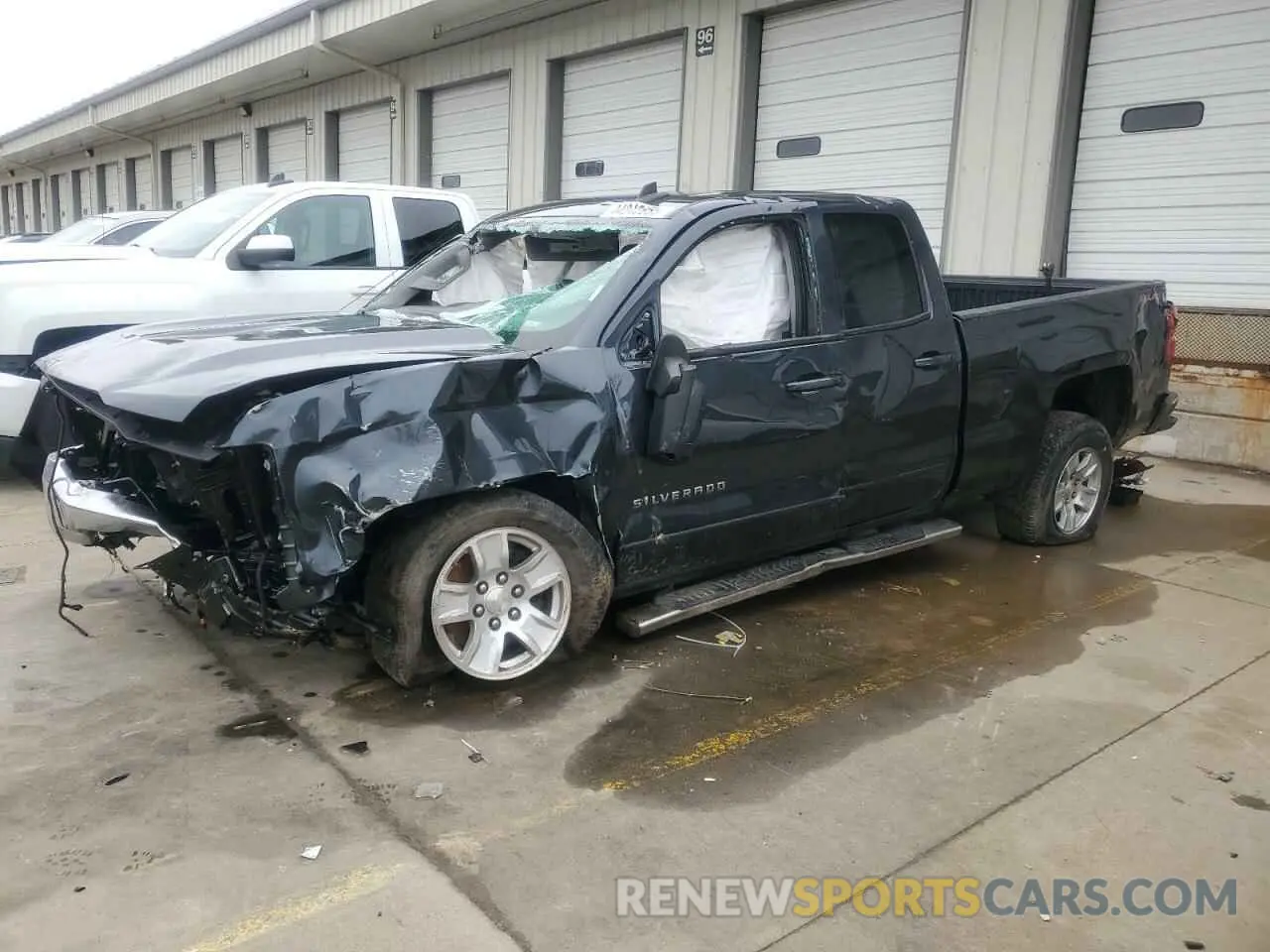 1 Photograph of a damaged car 2GCVKPEC4K1122623 CHEVROLET ALL Models 2019