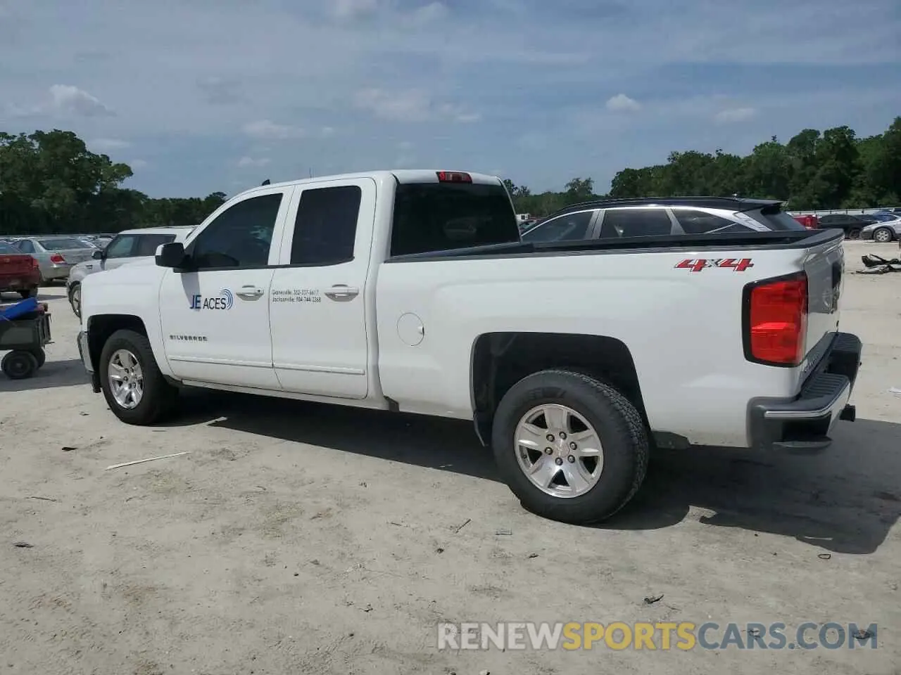 2 Photograph of a damaged car 2GCVKPEC7K1149069 CHEVROLET ALL Models 2019