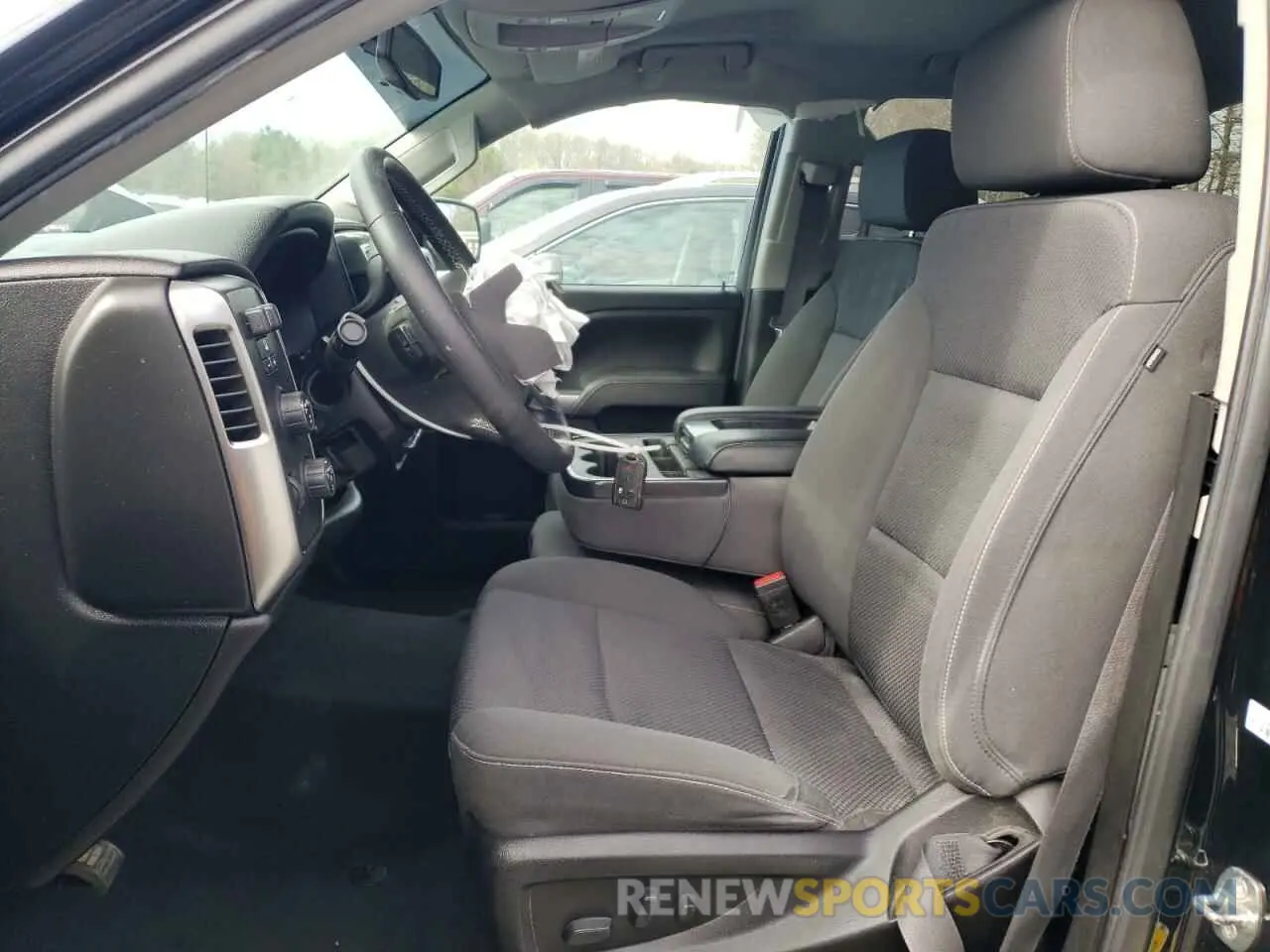 7 Photograph of a damaged car 2GCVKPEC7K1171668 CHEVROLET ALL Models 2019