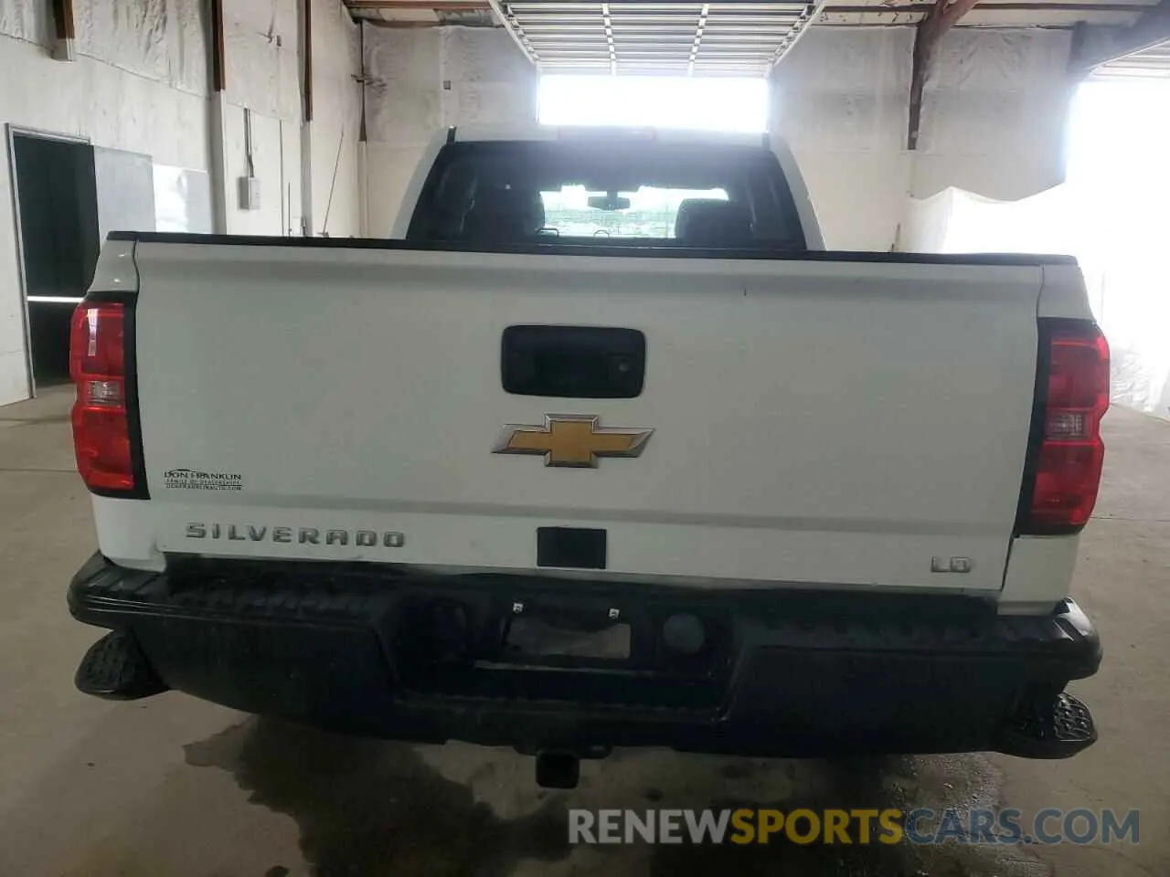 6 Photograph of a damaged car 2GCVKPEC7K1173419 CHEVROLET ALL Models 2019
