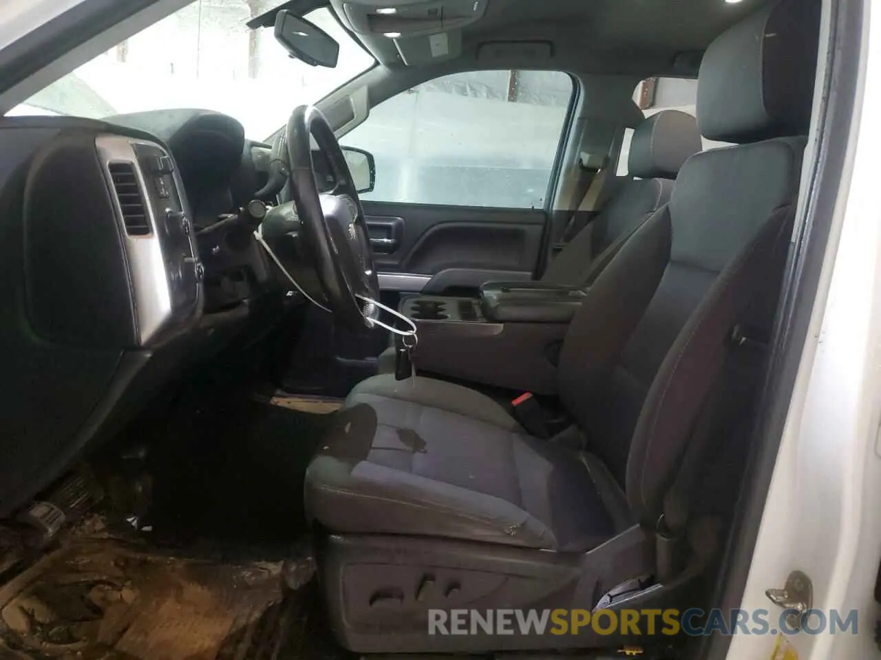 7 Photograph of a damaged car 2GCVKPEC7K1173419 CHEVROLET ALL Models 2019