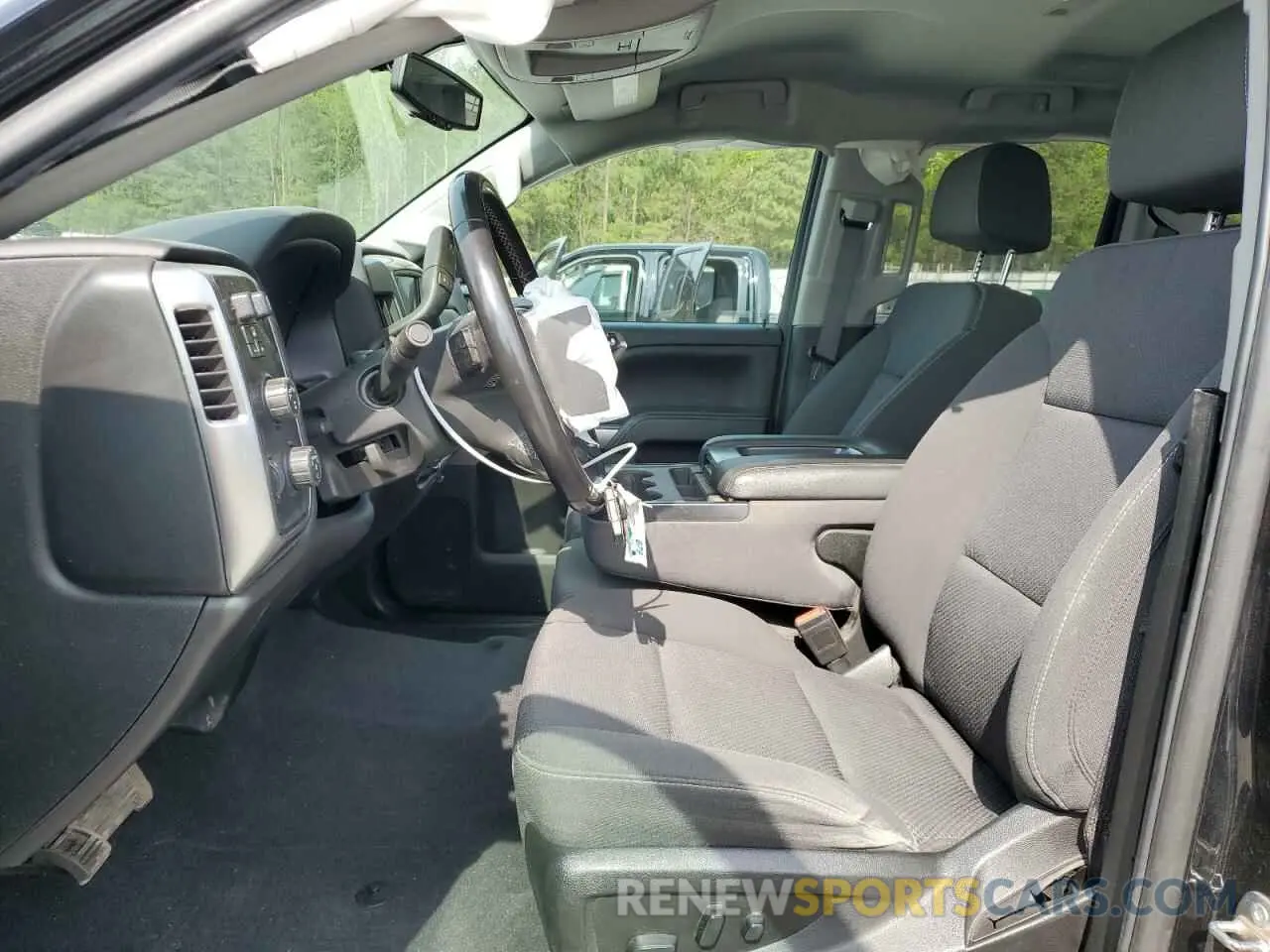 7 Фотография поврежденного автомобиля 2GCVKPEC7K1245140 CHEVROLET ALL Models 2019