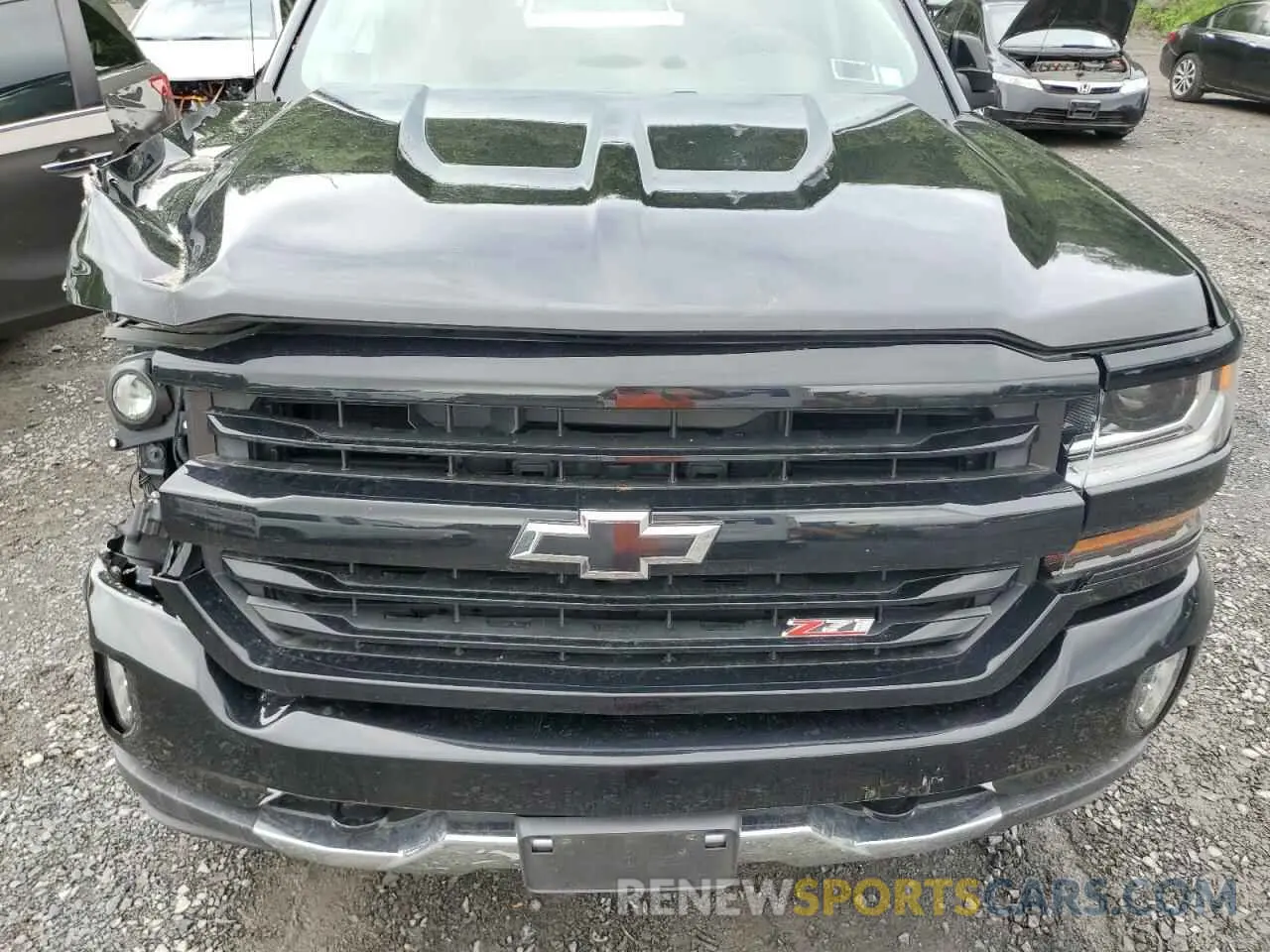 11 Photograph of a damaged car 2GCVKPECXK1100111 CHEVROLET ALL Models 2019