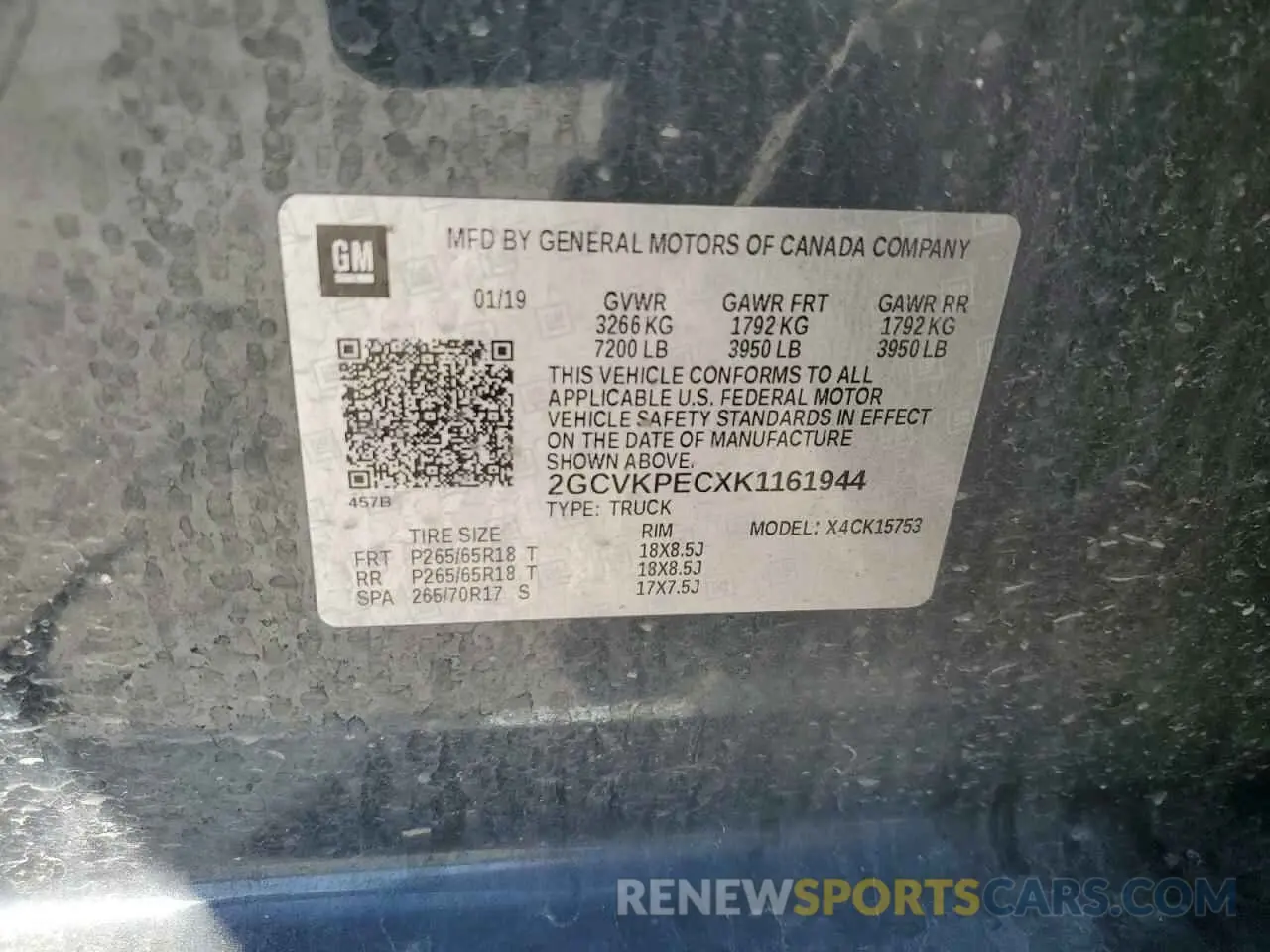 12 Photograph of a damaged car 2GCVKPECXK1161944 CHEVROLET ALL Models 2019