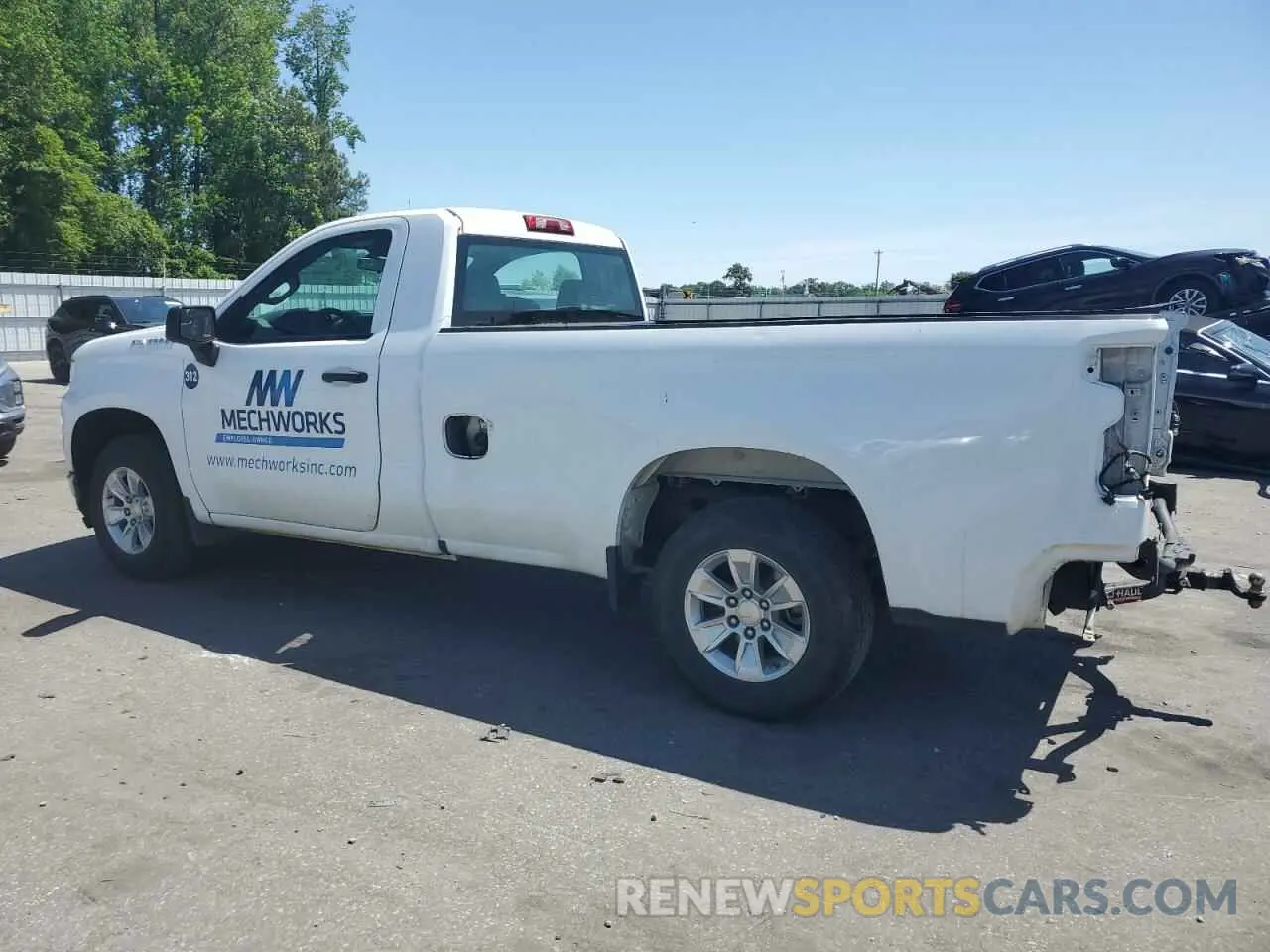 2 Photograph of a damaged car 3GCNWAEF5KG236519 CHEVROLET ALL Models 2019