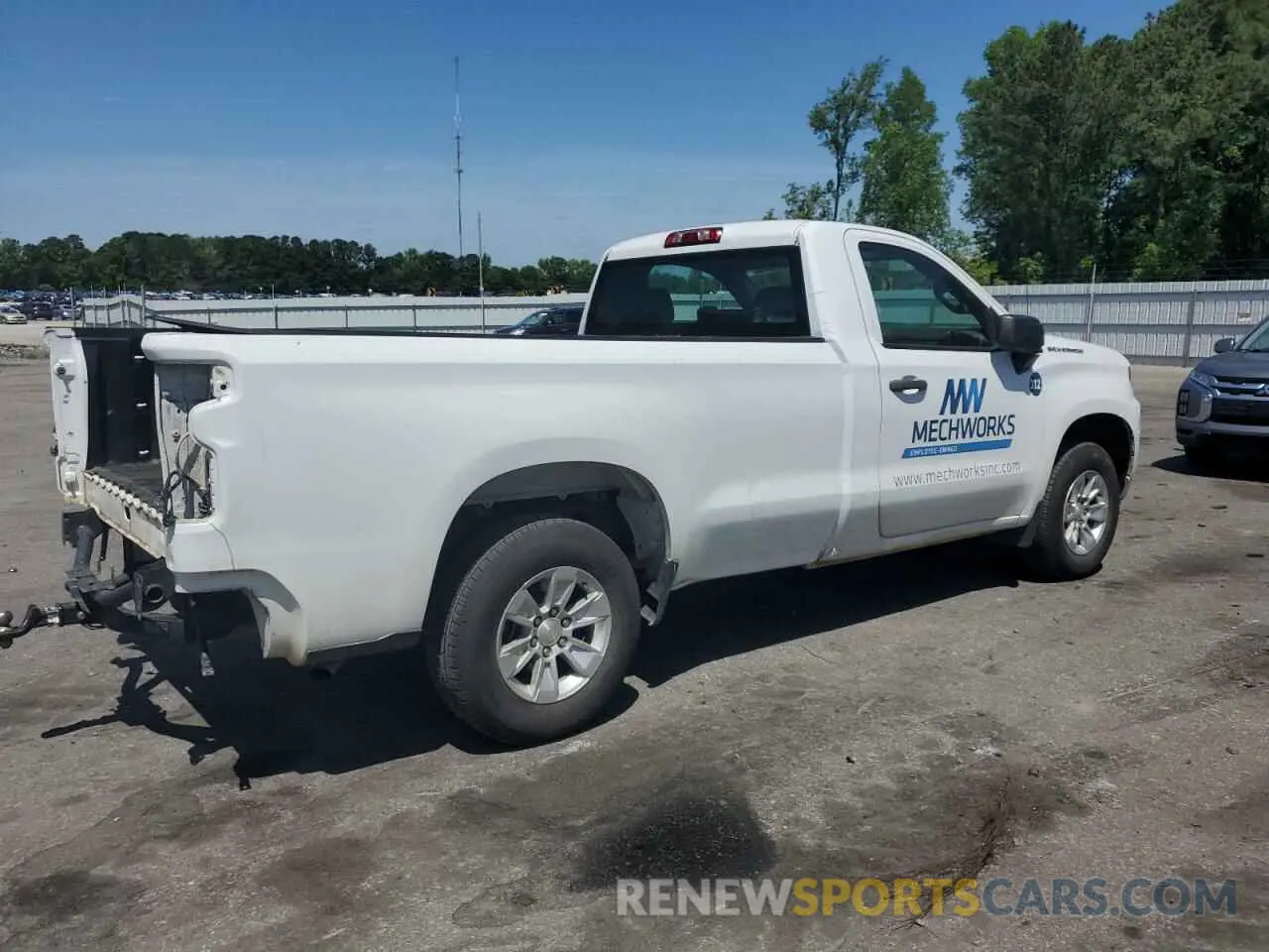 3 Photograph of a damaged car 3GCNWAEF5KG236519 CHEVROLET ALL Models 2019