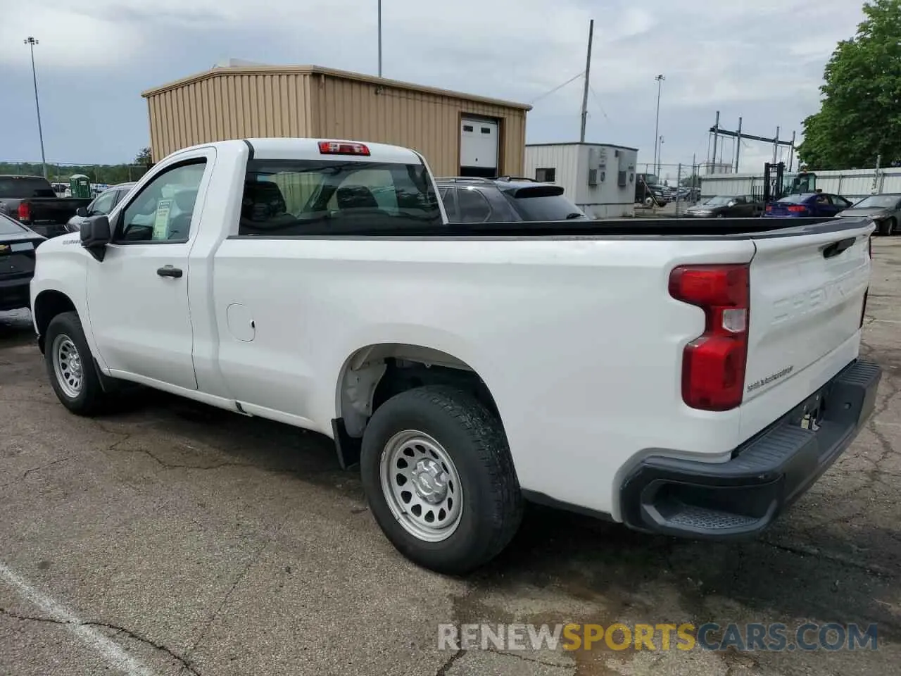 2 Photograph of a damaged car 3GCNWAEH5KG163704 CHEVROLET ALL Models 2019