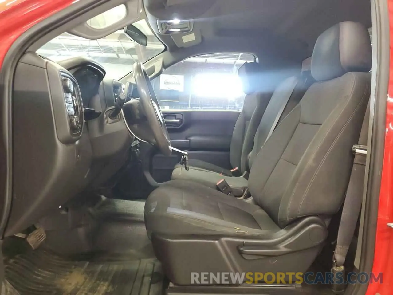 7 Photograph of a damaged car 3GCNYAEH7KG310874 CHEVROLET ALL Models 2019