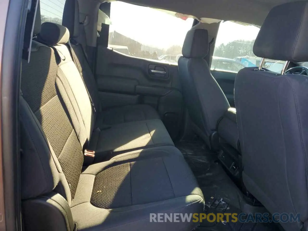 11 Photograph of a damaged car 3GCPWBEH8KG210996 CHEVROLET ALL Models 2019