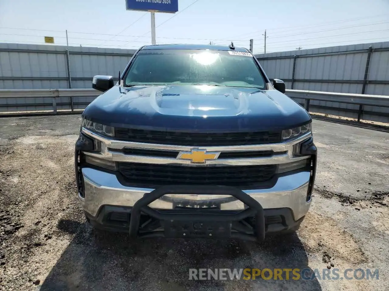 5 Photograph of a damaged car 3GCPWCED5KG140151 CHEVROLET All Models 2019