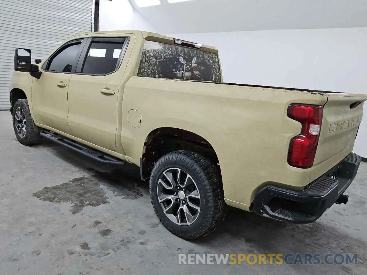 2 Photograph of a damaged car 3GCPWCEK5KG136342 CHEVROLET ALL Models 2019