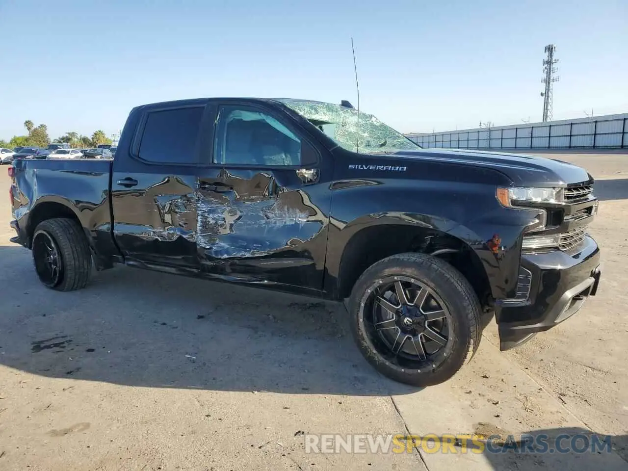 4 Фотография поврежденного автомобиля 3GCPWDED7KG292180 CHEVROLET All Models 2019