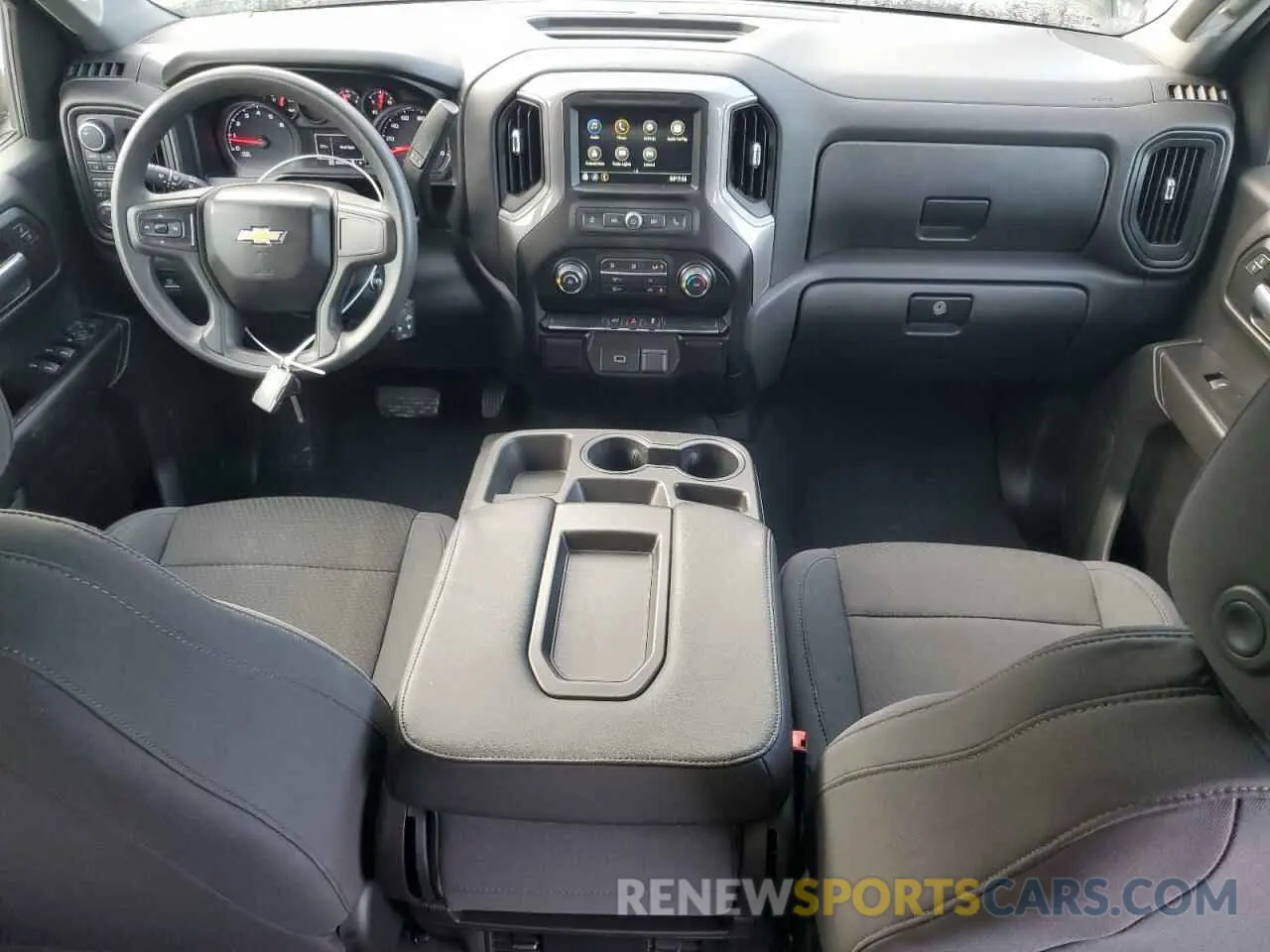8 Фотография поврежденного автомобиля 3GCPYBEH1KG219324 CHEVROLET ALL Models 2019