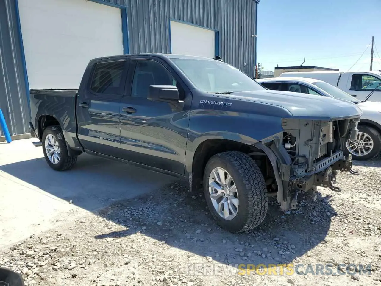 4 Фотография поврежденного автомобиля 3GCPYBEH3KG303886 CHEVROLET ALL Models 2019