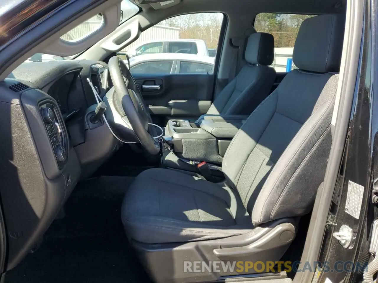 7 Фотография поврежденного автомобиля 3GCPYBEH7KG152504 CHEVROLET ALL Models 2019