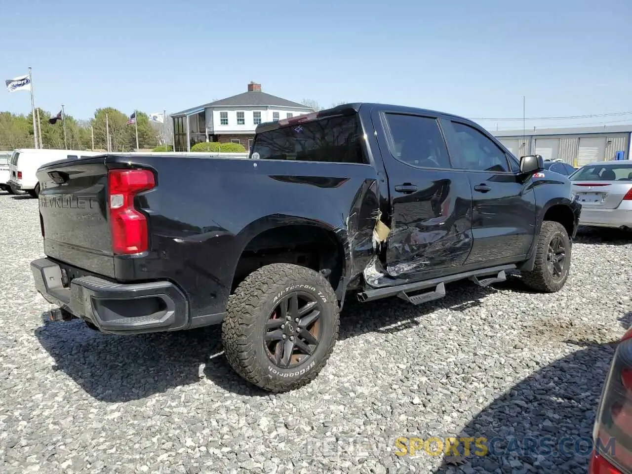 3 Photograph of a damaged car 3GCPYCEF2KG110620 CHEVROLET ALL Models 2019