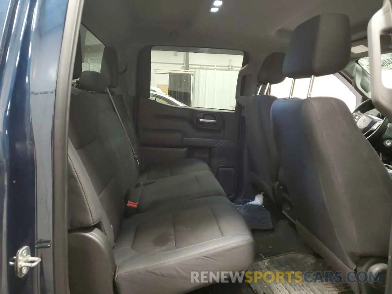 10 Фотография поврежденного автомобиля 3GCPYCEF3KG148339 CHEVROLET ALL Models 2019