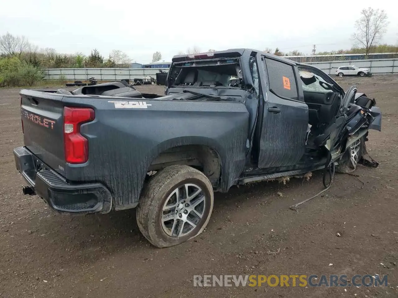 3 Фотография поврежденного автомобиля 3GCPYCEH2KG181530 CHEVROLET ALL Models 2019