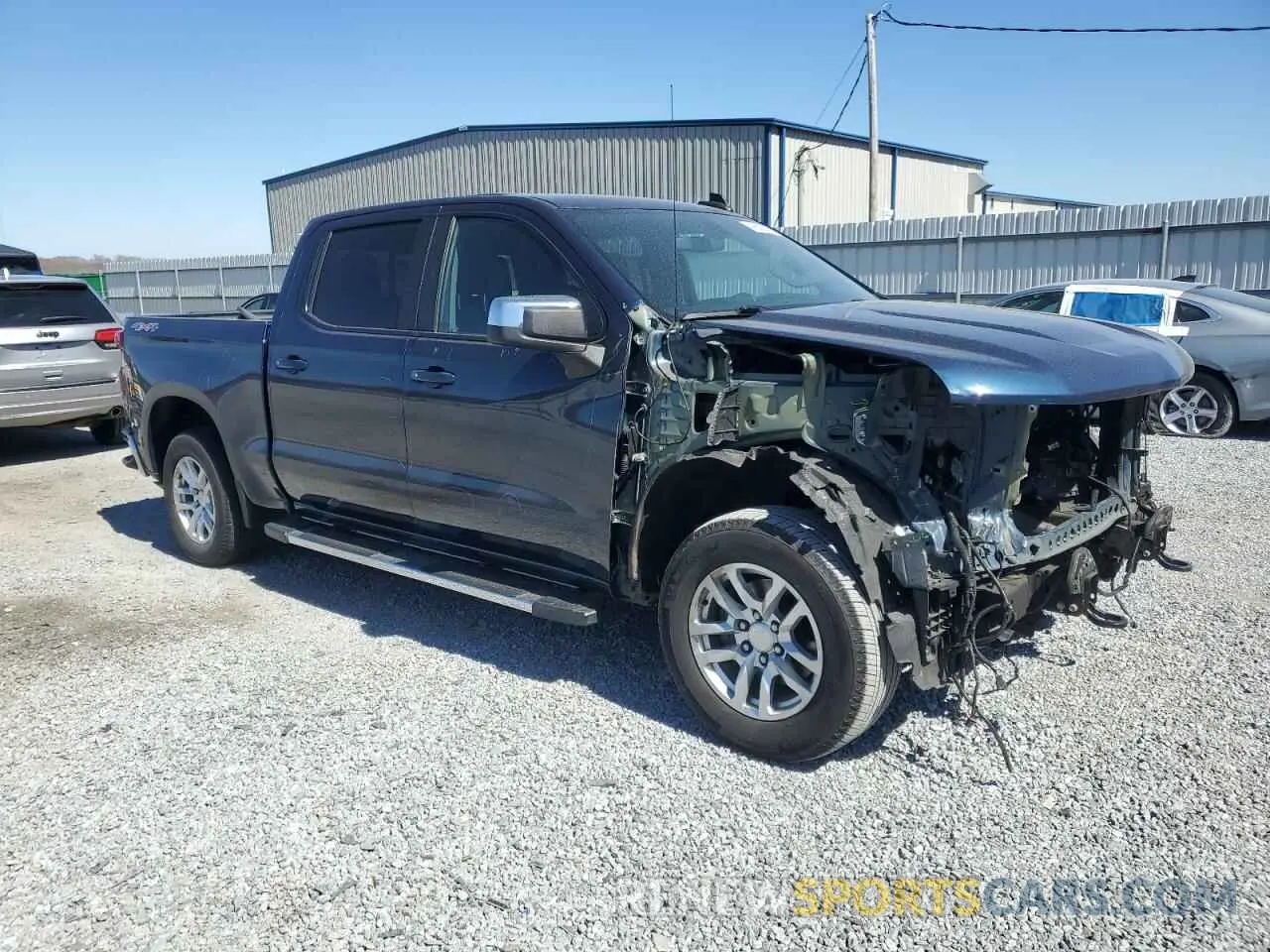4 Photograph of a damaged car 3GCPYDEK2KG288613 CHEVROLET ALL Models 2019