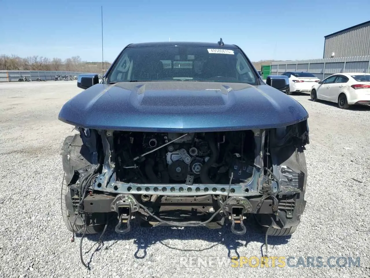 5 Photograph of a damaged car 3GCPYDEK2KG288613 CHEVROLET ALL Models 2019