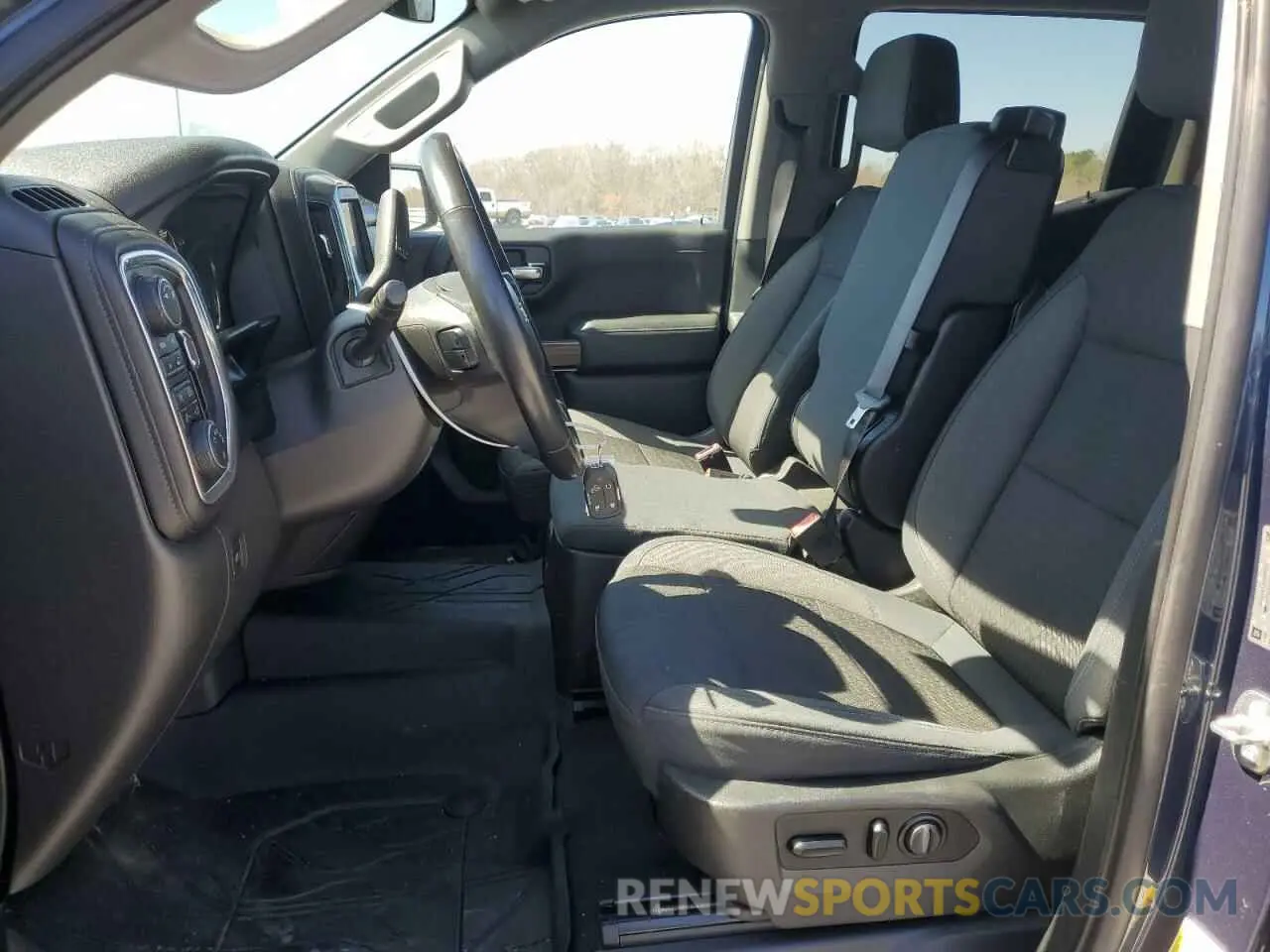7 Photograph of a damaged car 3GCPYDEK2KG288613 CHEVROLET ALL Models 2019