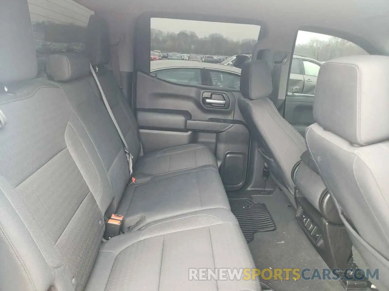 10 Фотография поврежденного автомобиля 3GCPYDEK3KG124805 CHEVROLET ALL Models 2019