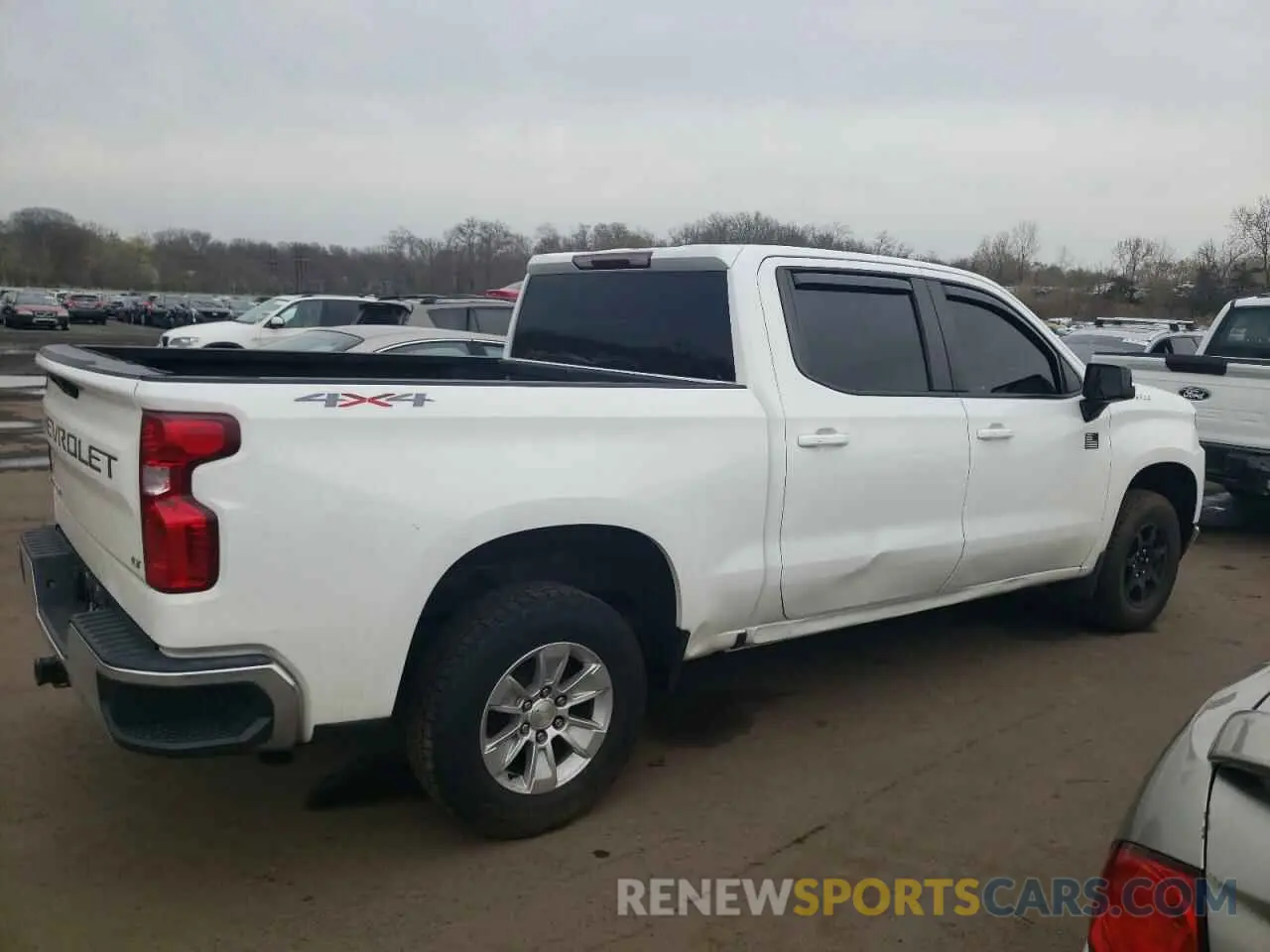 3 Фотография поврежденного автомобиля 3GCPYDEK3KG124805 CHEVROLET ALL Models 2019