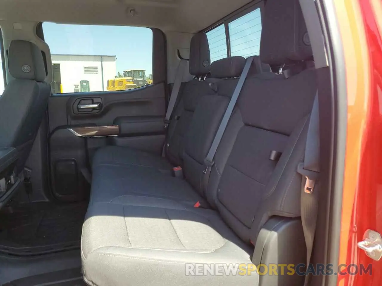 10 Photograph of a damaged car 3GCPYFED2KG296563 CHEVROLET ALL Models 2019