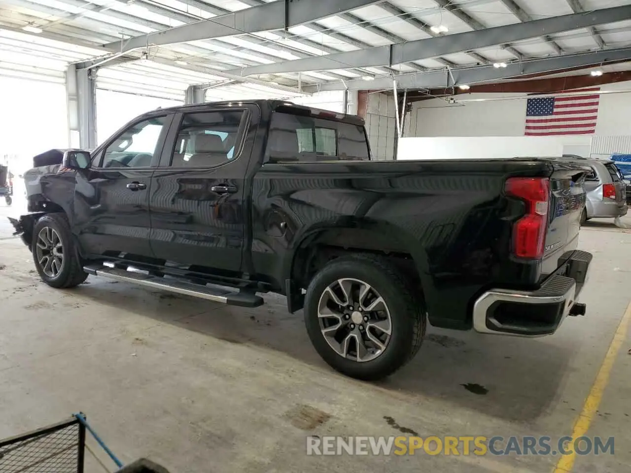 2 Photograph of a damaged car 3GCUYDED5KG193371 CHEVROLET ALL Models 2019