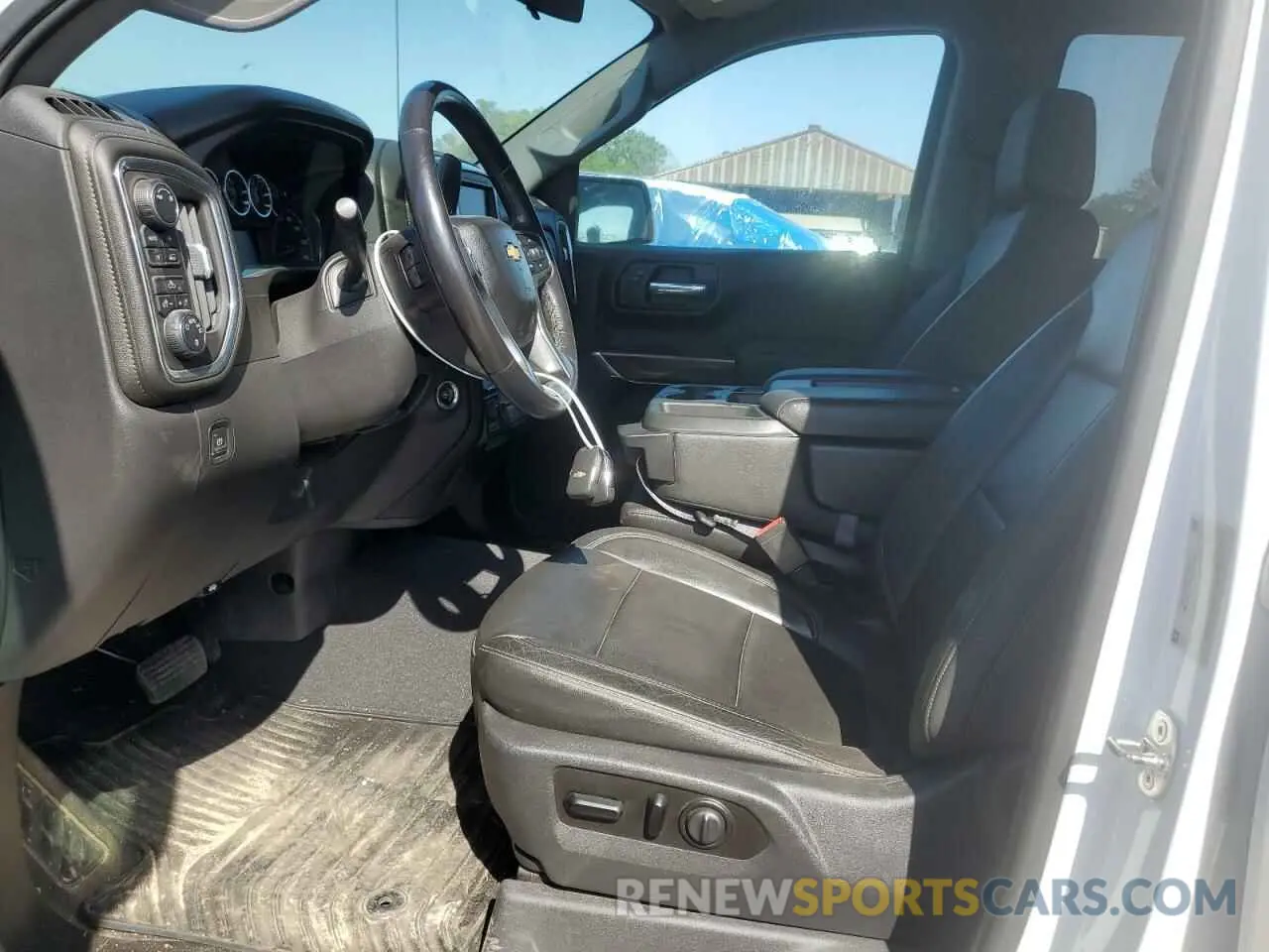 7 Photograph of a damaged car 3GCUYDED9KG202458 CHEVROLET ALL Models 2019