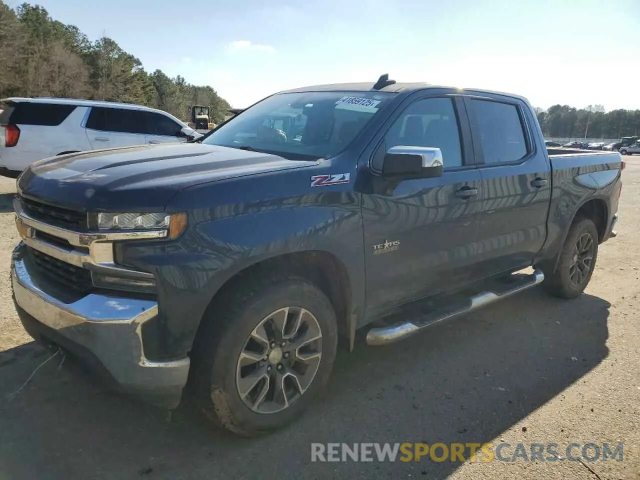 1 Photograph of a damaged car 3GCUYDEDXKG156252 CHEVROLET ALL Models 2019