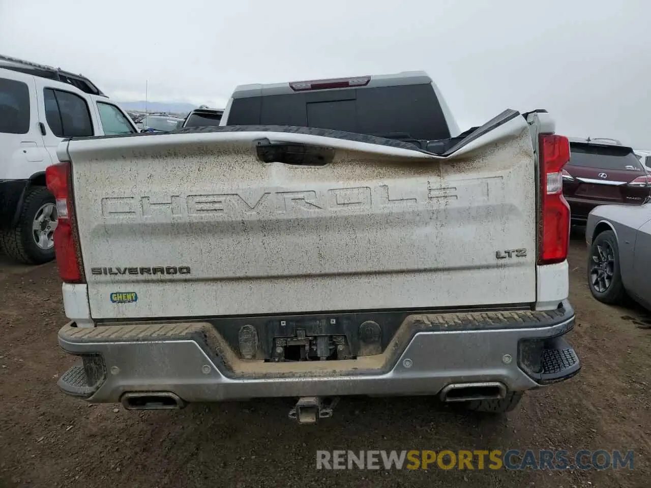 6 Фотография поврежденного автомобиля 3GCUYGED1KG138840 CHEVROLET ALL Models 2019