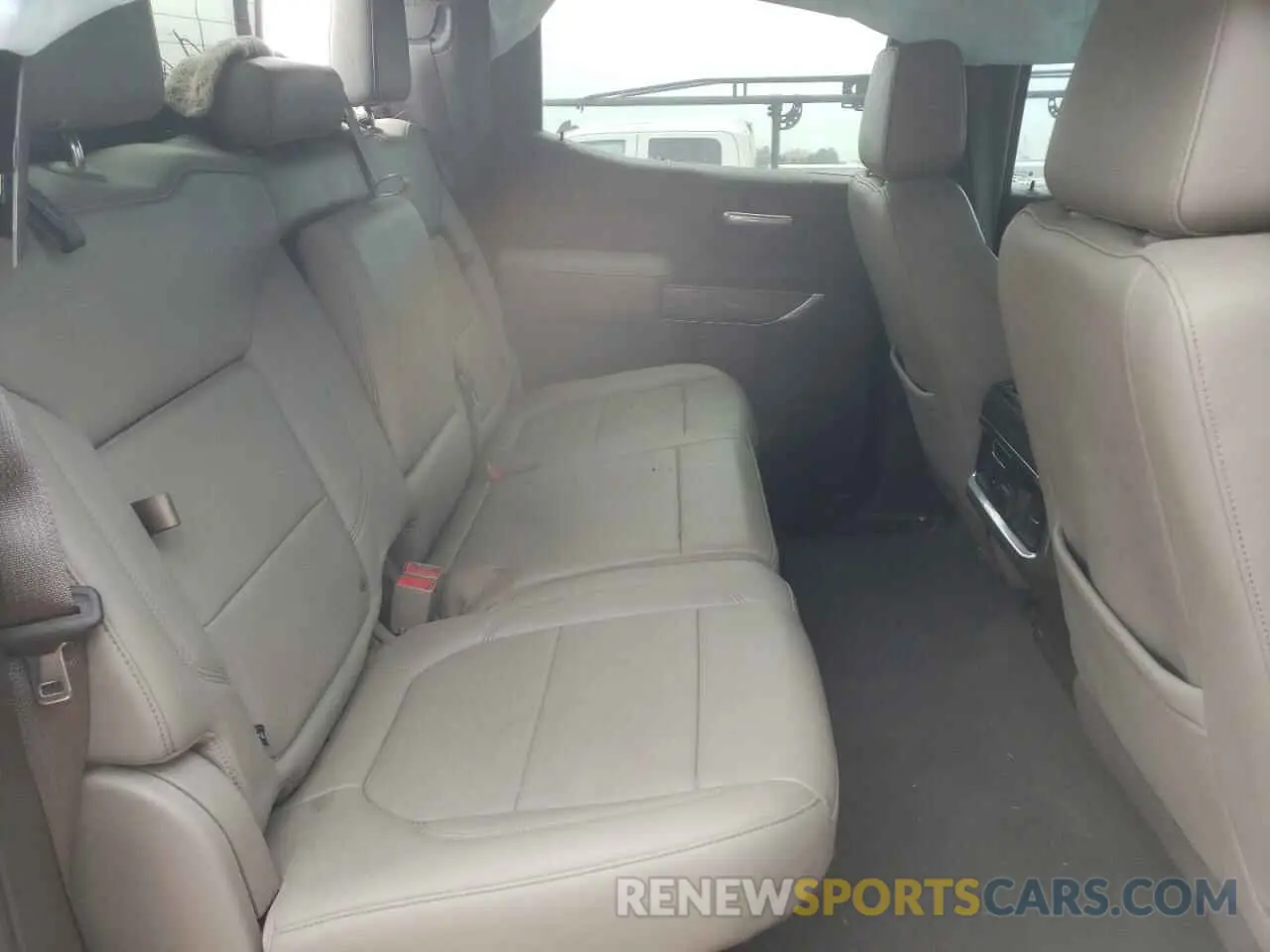 10 Фотография поврежденного автомобиля 3GCUYGED6KG139837 CHEVROLET ALL Models 2019