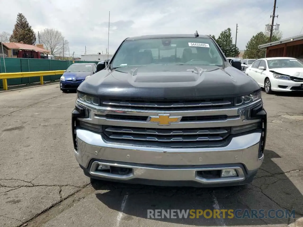 5 Фотография поврежденного автомобиля 3GCUYGED7KG190585 CHEVROLET ALL Models 2019