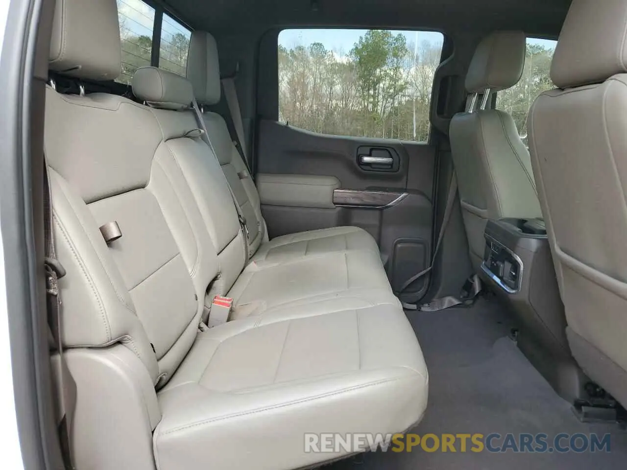 10 Photograph of a damaged car 3GCUYGED8KG108878 CHEVROLET ALL Models 2019