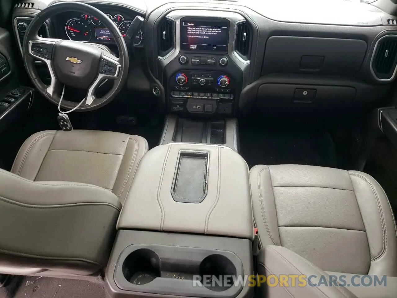 8 Photograph of a damaged car 3GCUYGED8KG139595 CHEVROLET ALL Models 2019