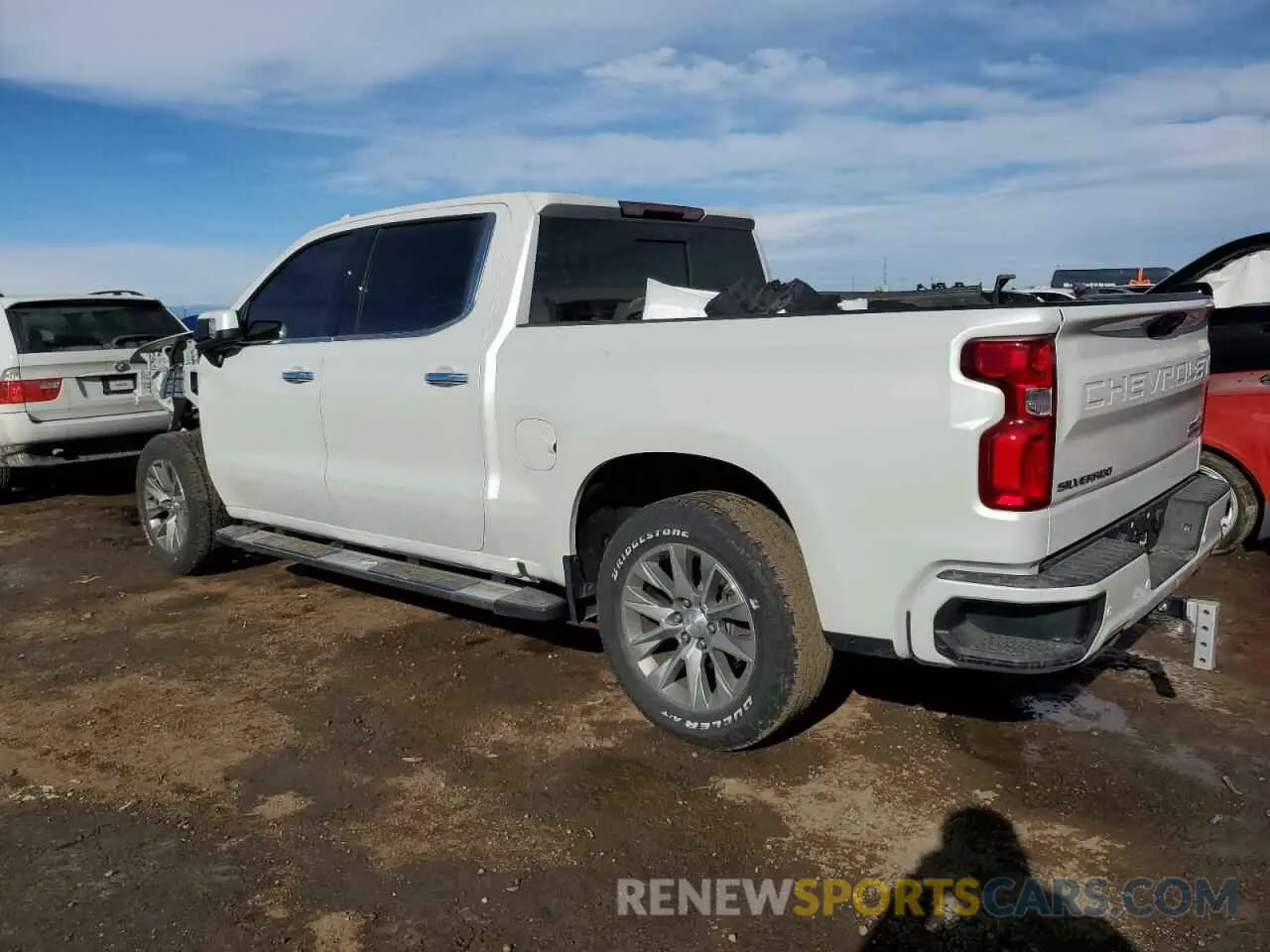 2 Photograph of a damaged car 3GCUYHED4KG147098 CHEVROLET ALL Models 2019