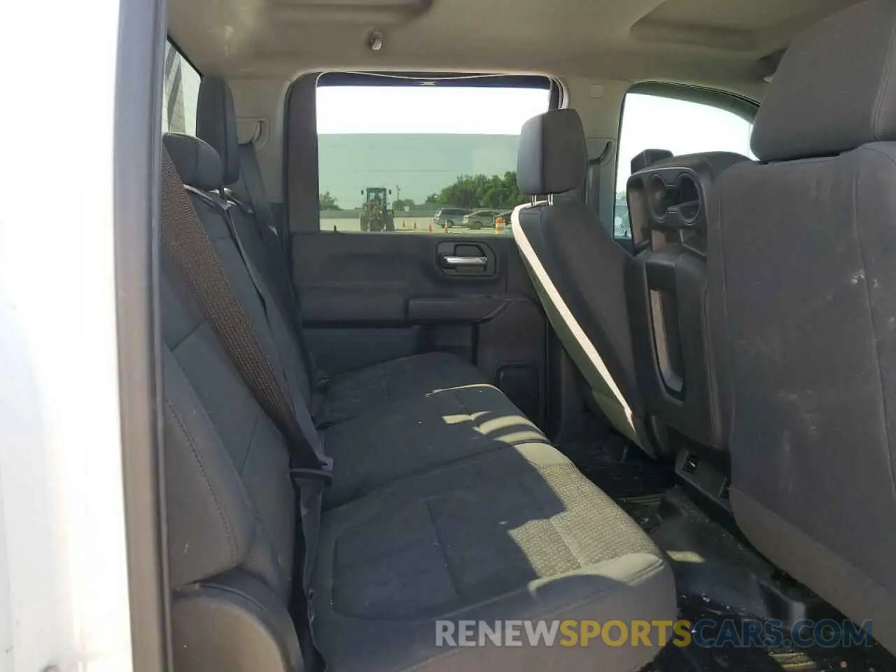 10 Фотография поврежденного автомобиля 1GC1YLEY9LF220669 CHEVROLET ALL Models 2020