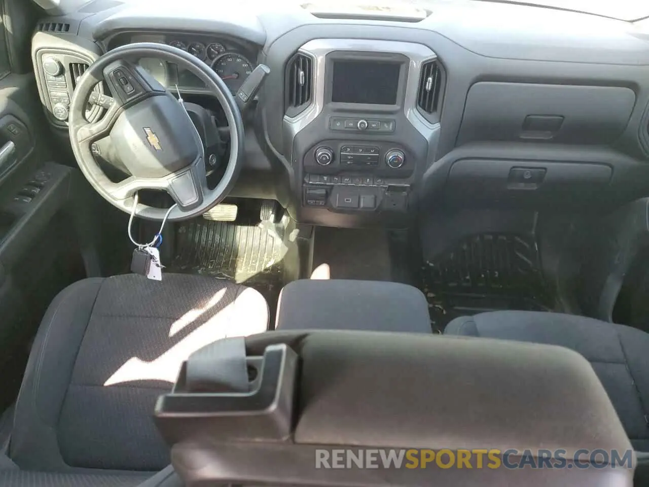 8 Фотография поврежденного автомобиля 1GC1YLEY9LF220669 CHEVROLET ALL Models 2020