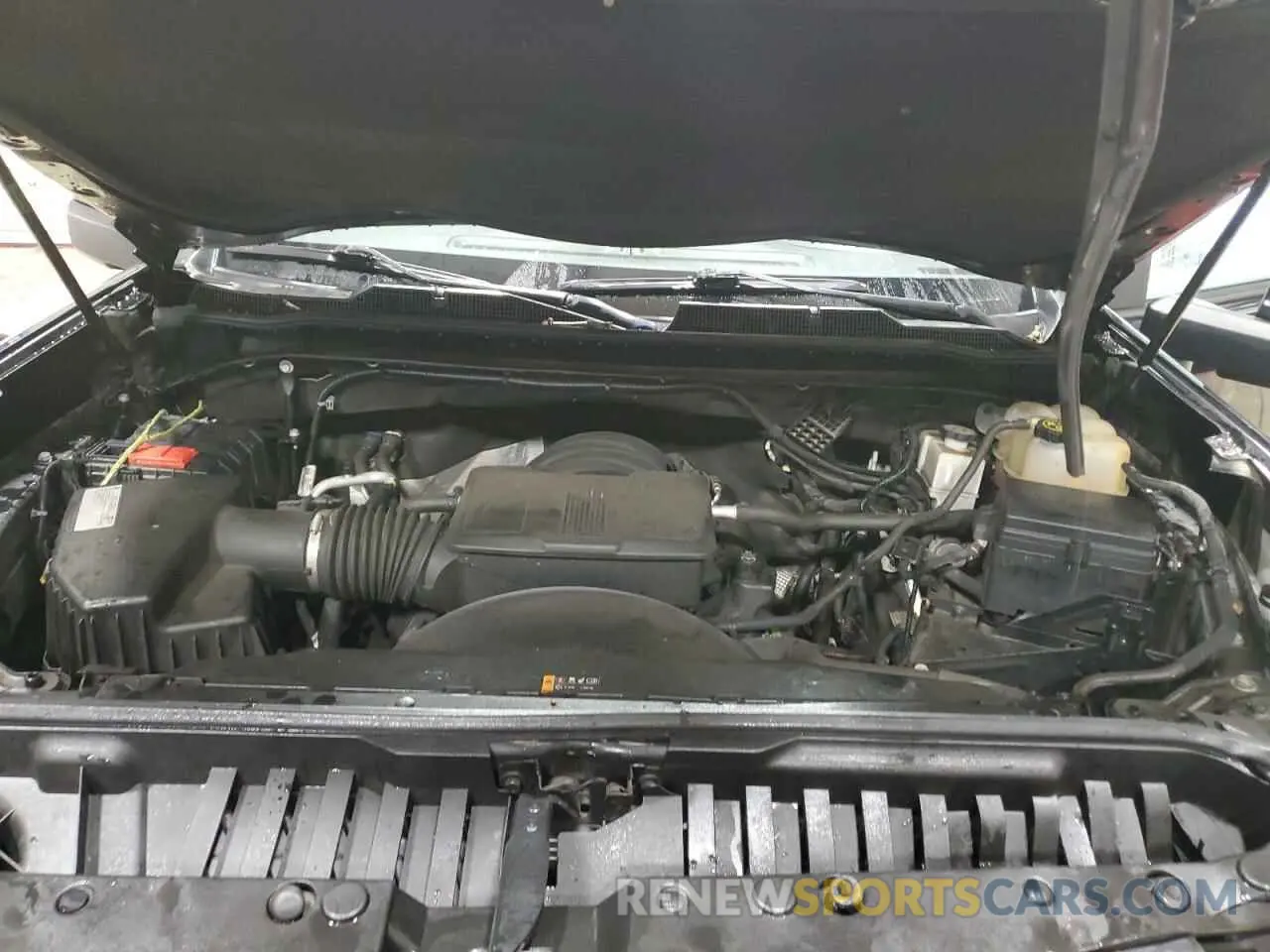 11 Фотография поврежденного автомобиля 1GC1YME70LF246817 CHEVROLET ALL Models 2020