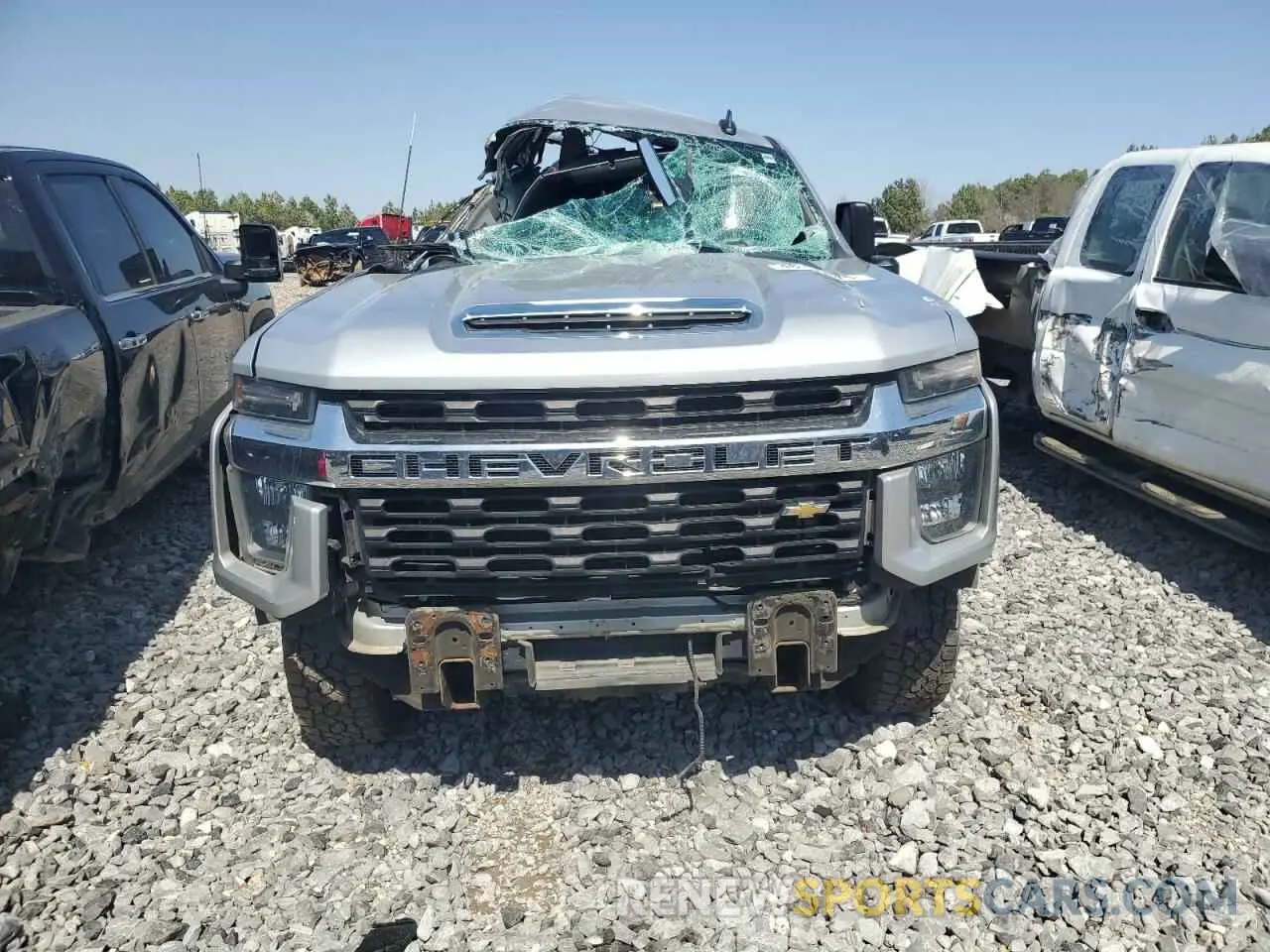 5 Фотография поврежденного автомобиля 1GC1YNE78LF256341 CHEVROLET ALL Models 2020