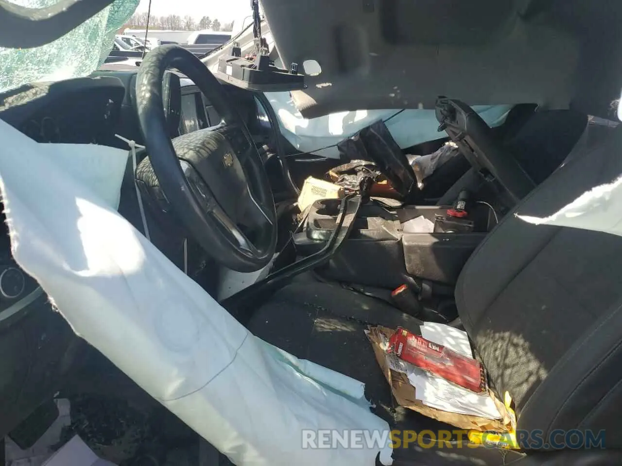 7 Фотография поврежденного автомобиля 1GC1YNE78LF256341 CHEVROLET ALL Models 2020