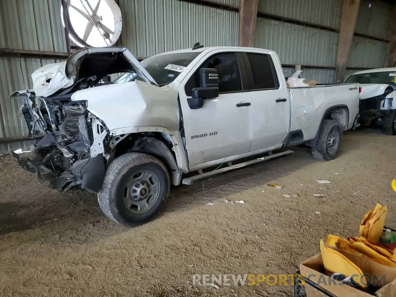 1 Фотография поврежденного автомобиля 1GC2WLE76LF331424 CHEVROLET ALL Models 2020